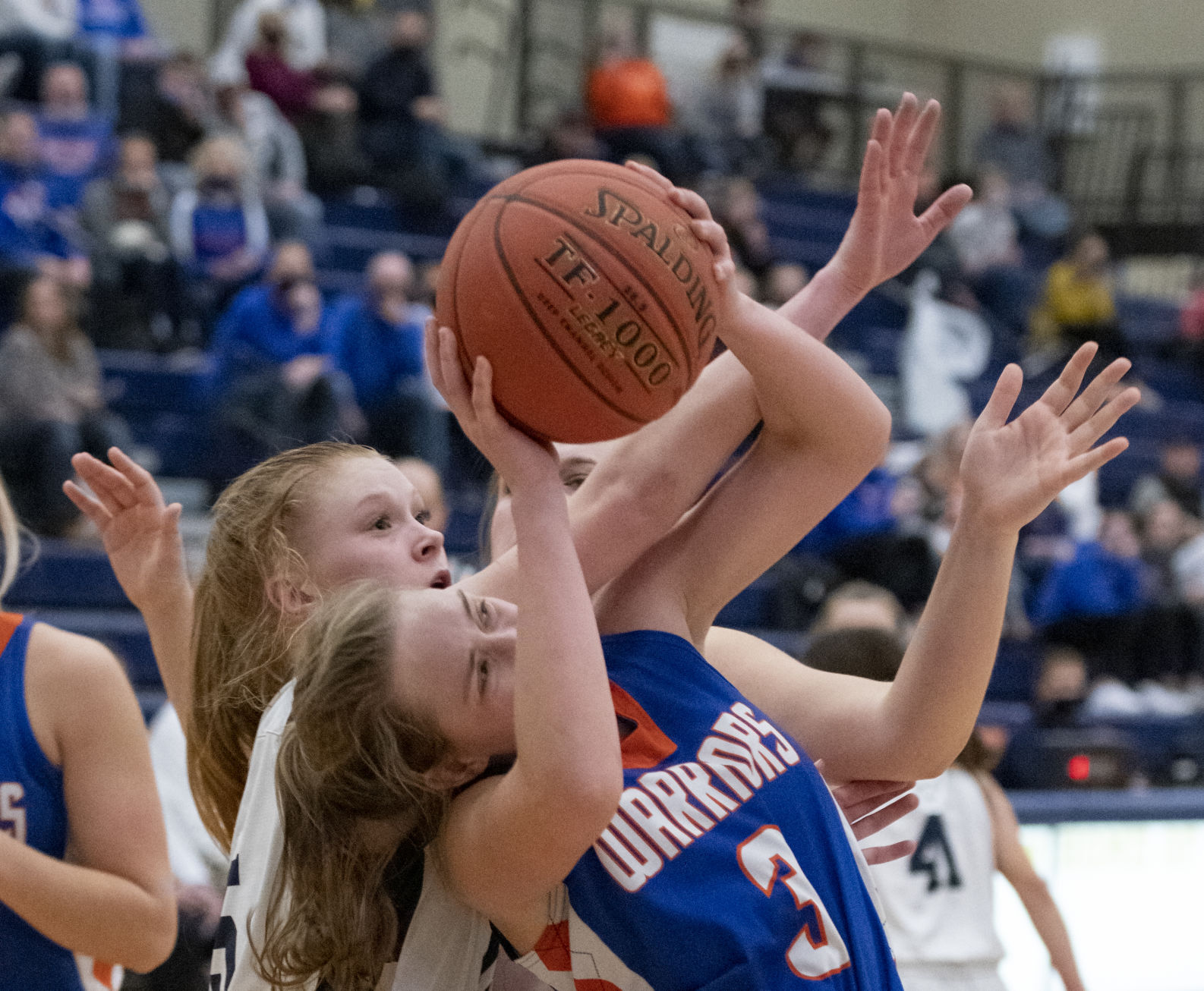 Heelan vs Sioux Center basketball